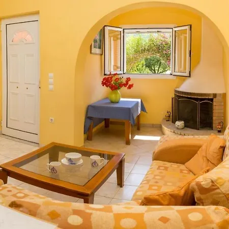 2-Bed House In Alykes With Mountain Views